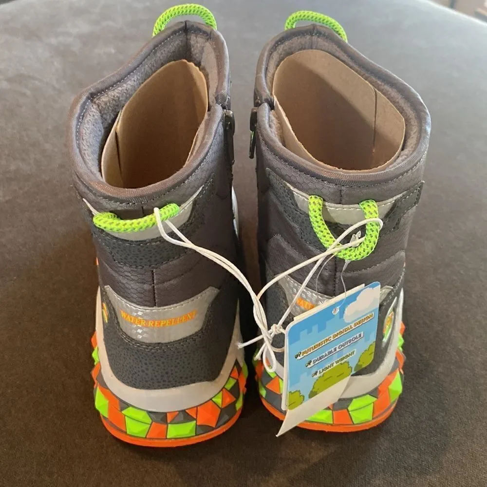 Sport by Skechers Boy’s Zuko Gray Water Repellant Zip Up Boots Size 2 NWT
